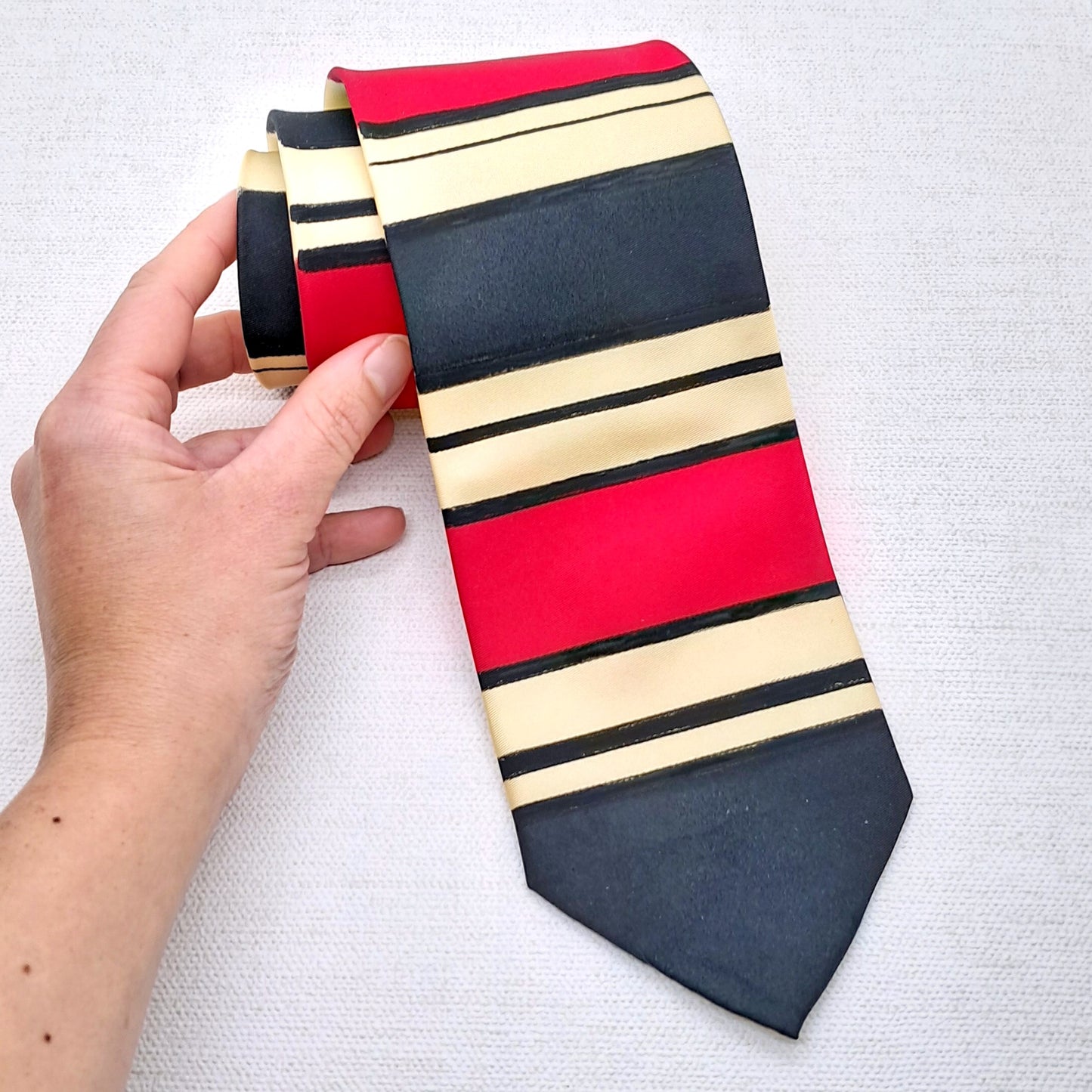 Red & Black Stripe