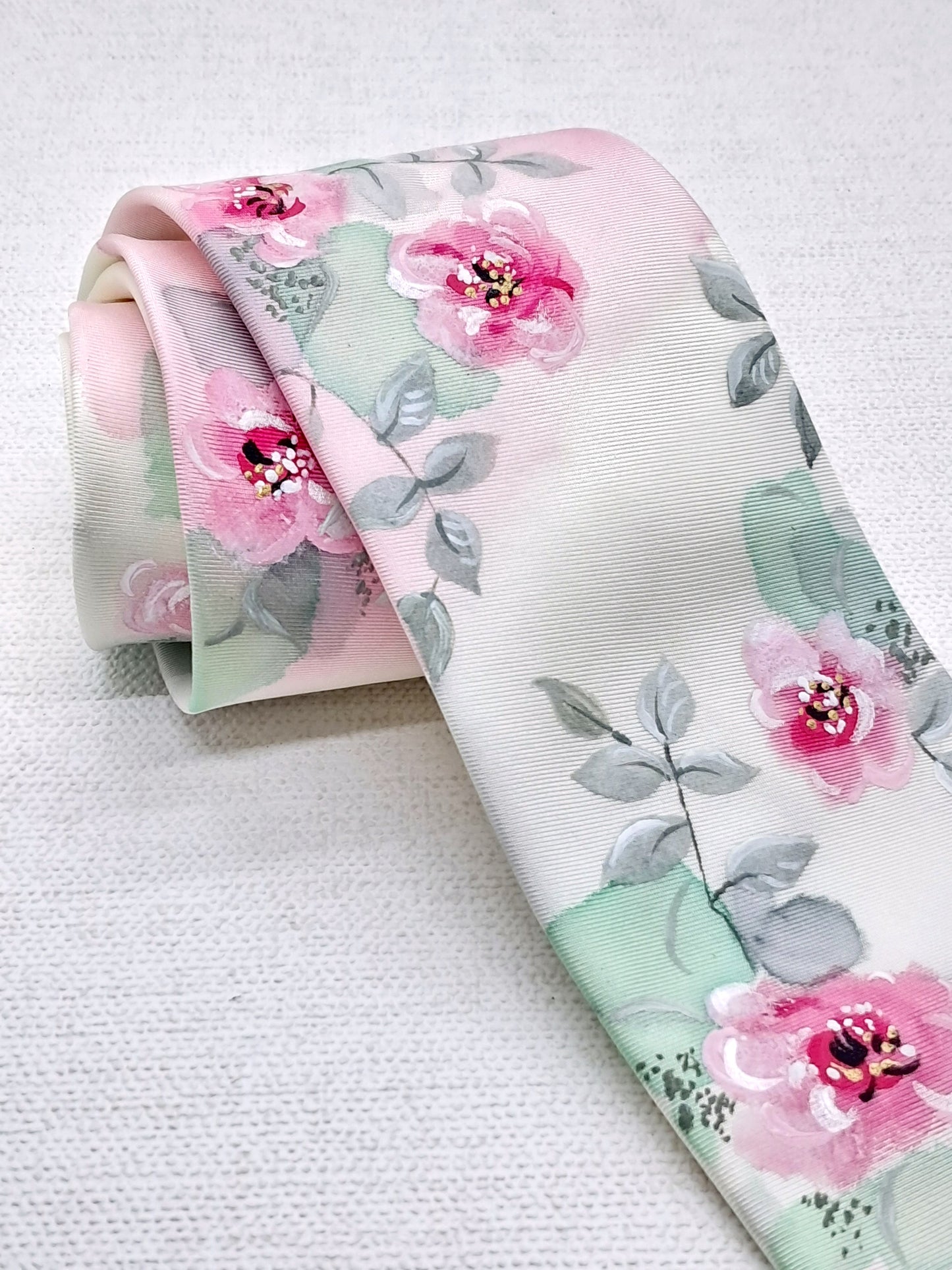 Pink rose necktie for weddings